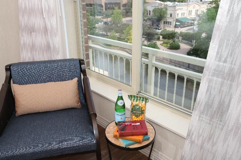 Hotel Indigo Naperville Riverwalk 3 étoiles à Naperville