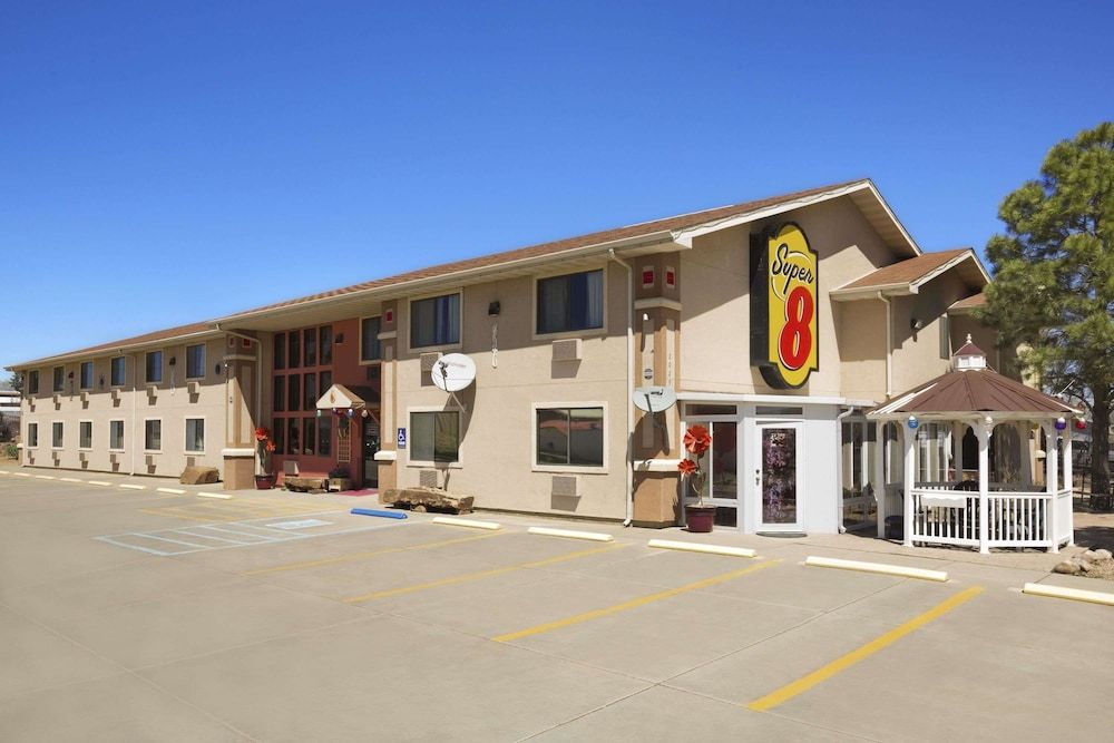 Super 8 by Wyndham Las Vegas 1