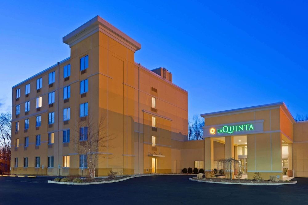 La Quinta Inn & Suites by Wyndham Danbury 3 estrelas em Danbury