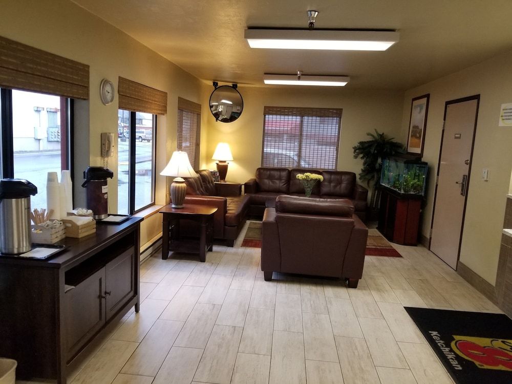 Super 8 by Wyndham Ketchikan 2