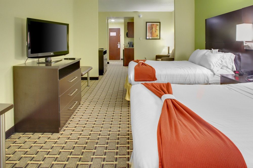 Holiday Inn Express Hotel & Suites Cross Lanes by IHG 3