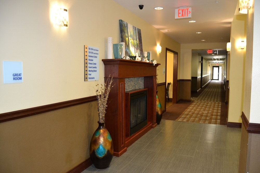 Holiday Inn Express Hotel & Suites Cross Lanes by IHG 2