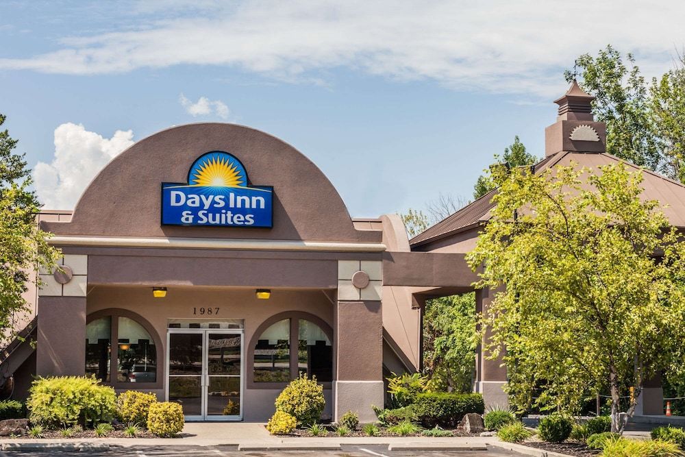 Days Inn & Suites by Wyndham Lexington 2 estrellas en Lexington