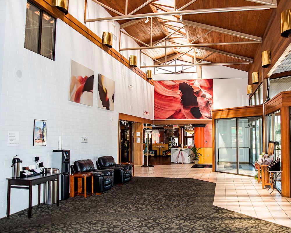 Ramada by Wyndham Cedar City 3