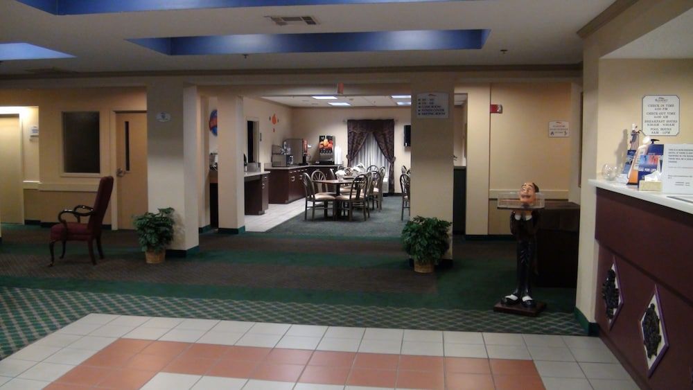 Baymont by Wyndham Mason 3