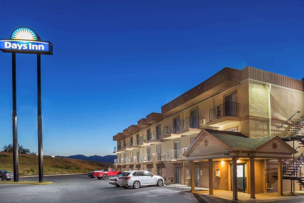 Days Inn by Wyndham Medford 2 estrelas em Medford