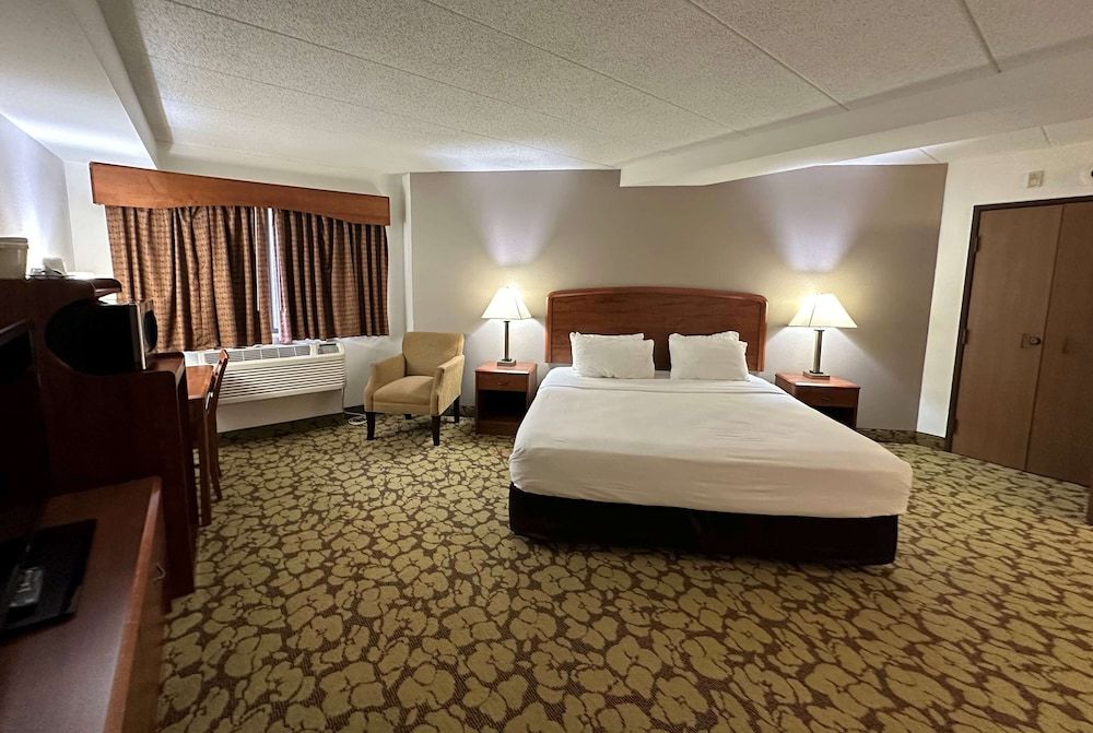 AmericInn by Wyndham Appleton