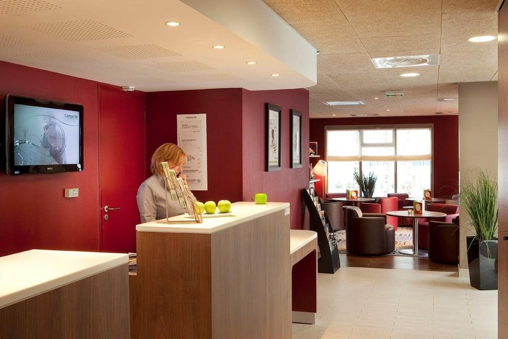 Campanile Valenciennes Ouest - Petite Foret 2