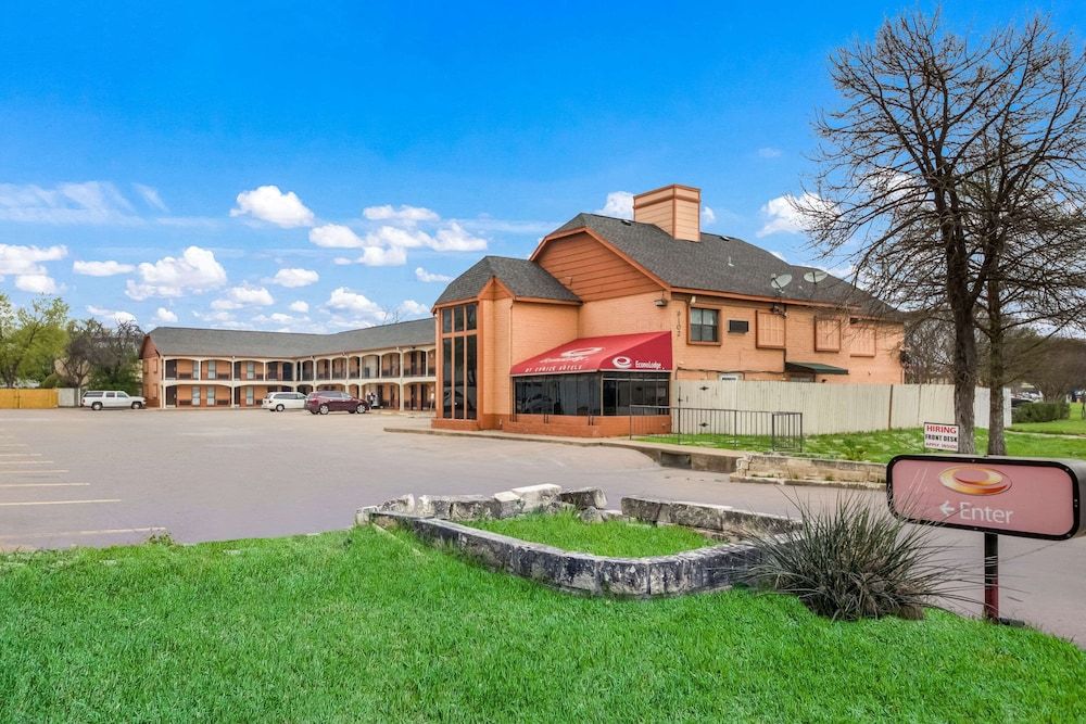 Econo Lodge near The Domain - The Arboretum 2 estrellas en Austin