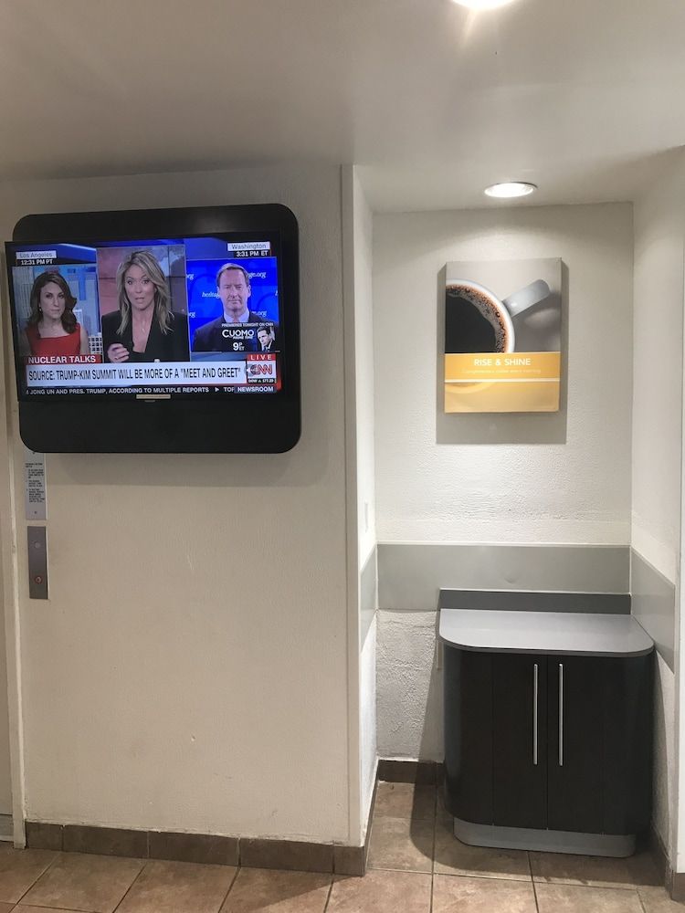 Motel 6 Raleigh, NC - North 2