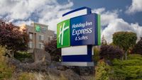Holiday Inn Express & Suites Hood River by IHG
