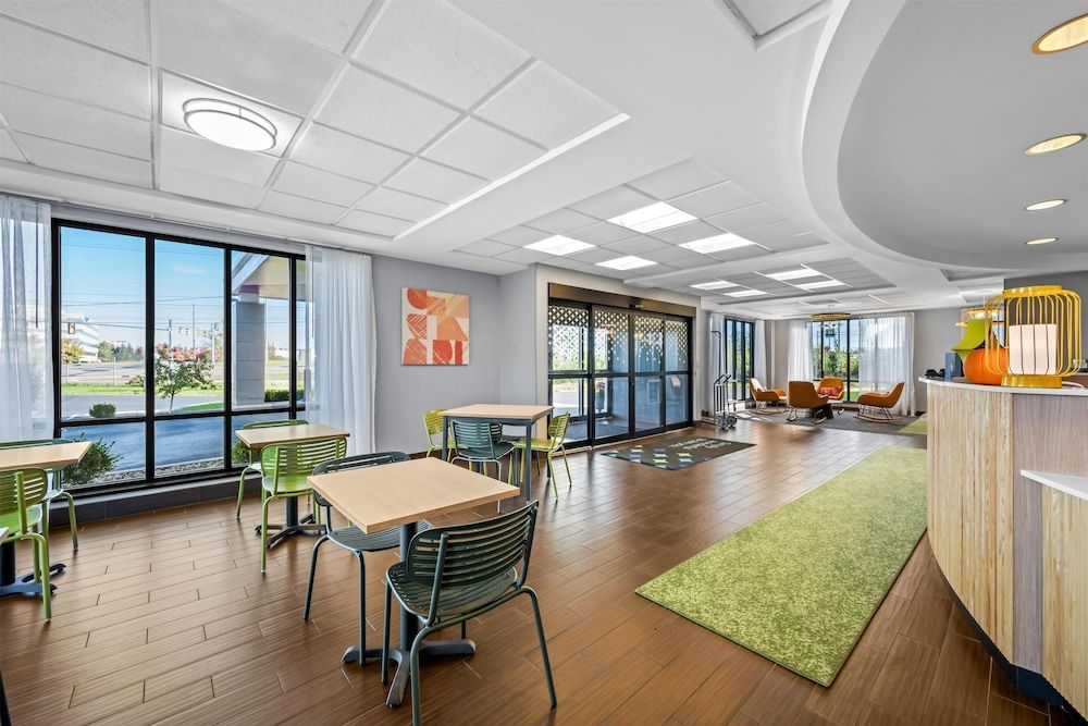 Spark by Hilton Cleveland Beachwood 3