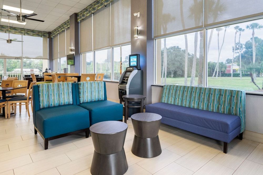 Quality Inn Bradenton North I-75 3