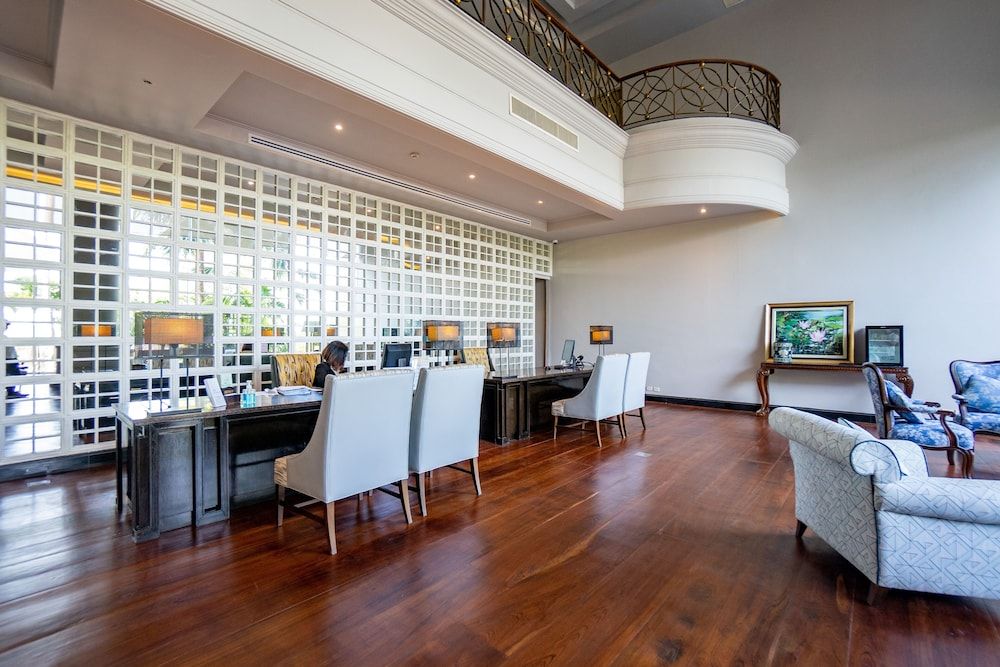 The Grand Riverside Hotel Phitsanulok 2