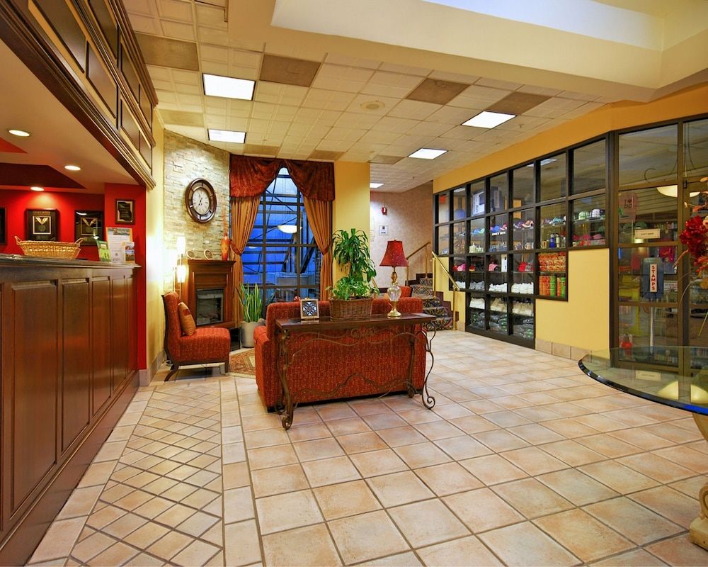 Comfort Inn University Center 3