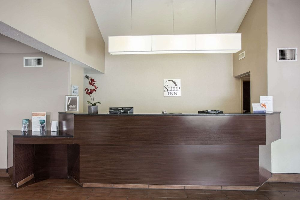 Sleep Inn Kansas City International Airport 2