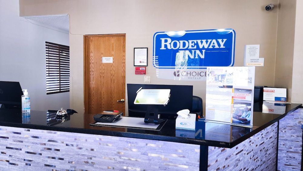 Rodeway Inn 3