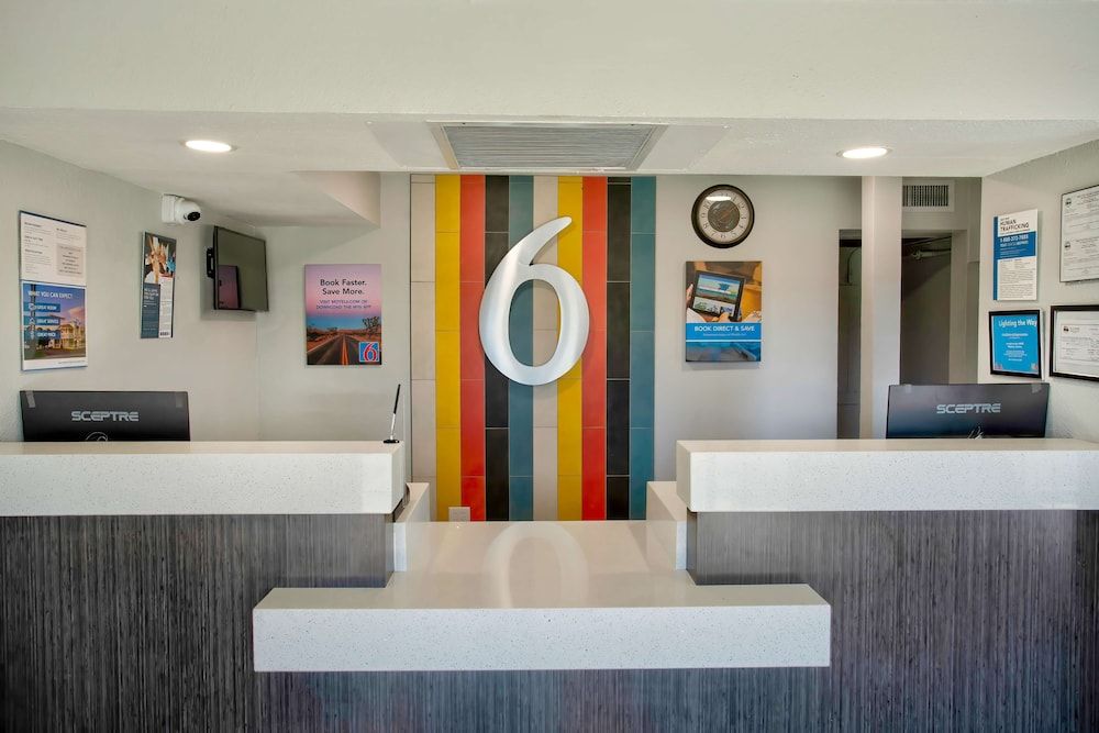 Motel 6 Kingman, AZ - Route 66 East 2