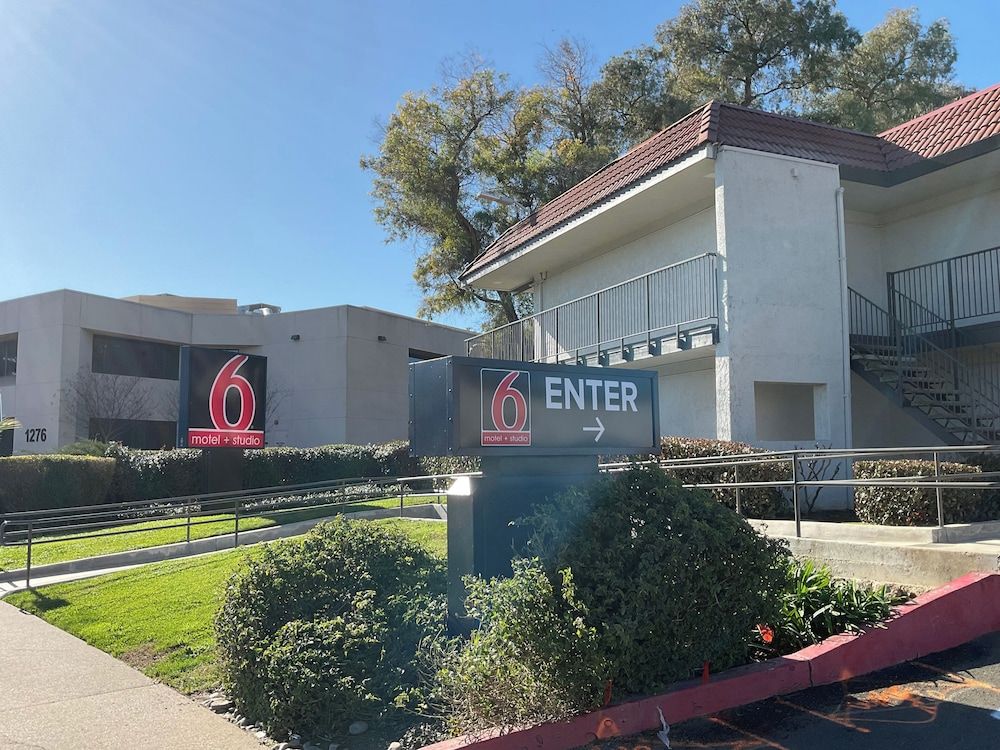 Motel 6 Sacrmento West 2 étoiles à West Sacramento