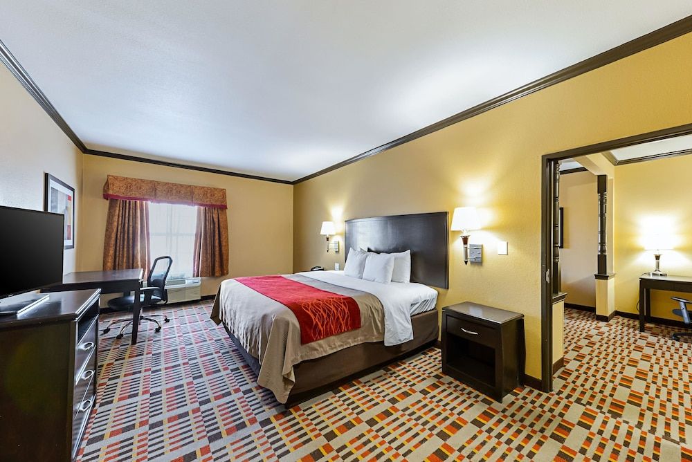 Quality Inn & Suites 1