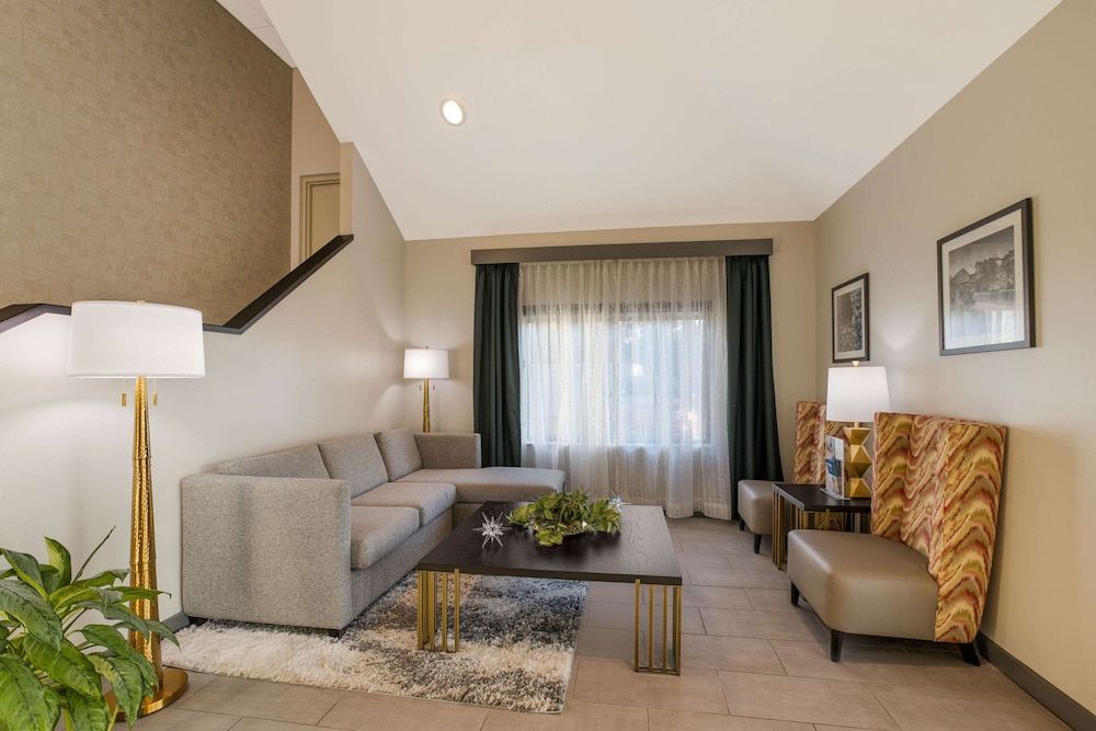 Clarion Pointe Sevierville-Pigeon Forge 3