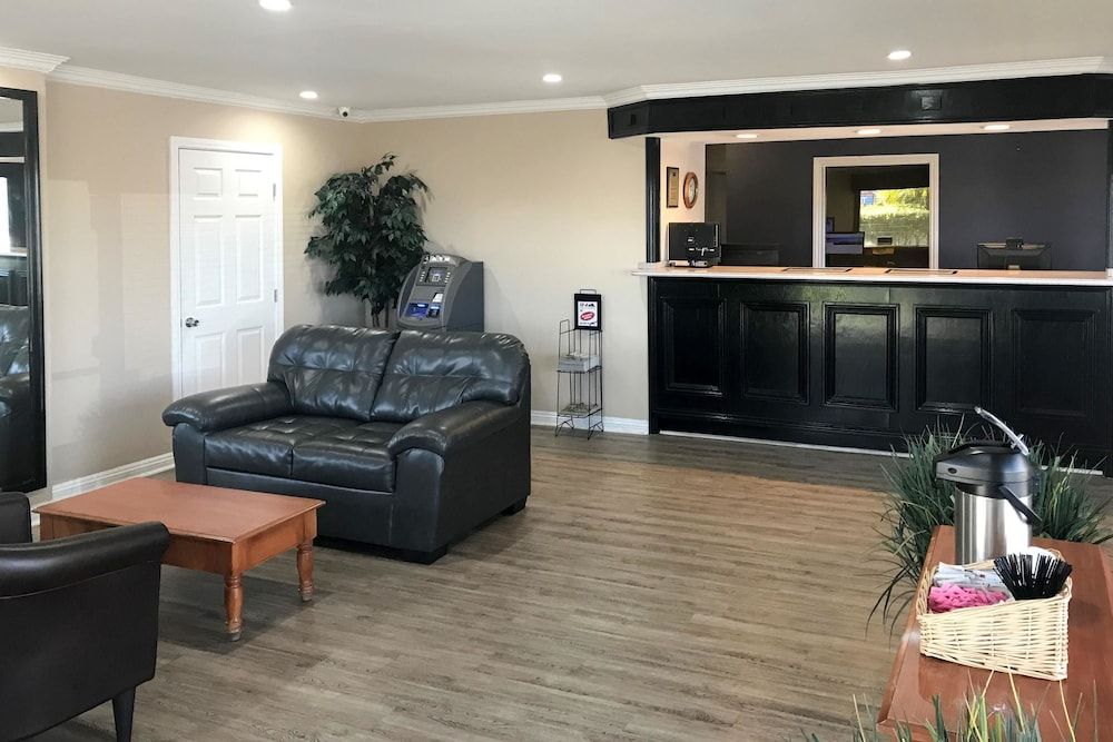 Rodeway Inn Ontario Mills Mall 2