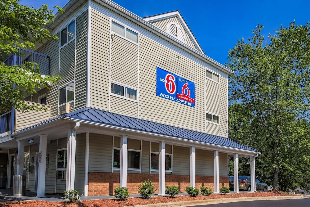 Motel 6 Greensboro, NC - I-40 2 étoiles à Greensboro