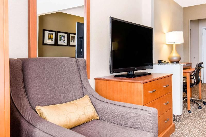 Comfort Suites Normal University area 3 étoiles à Normal