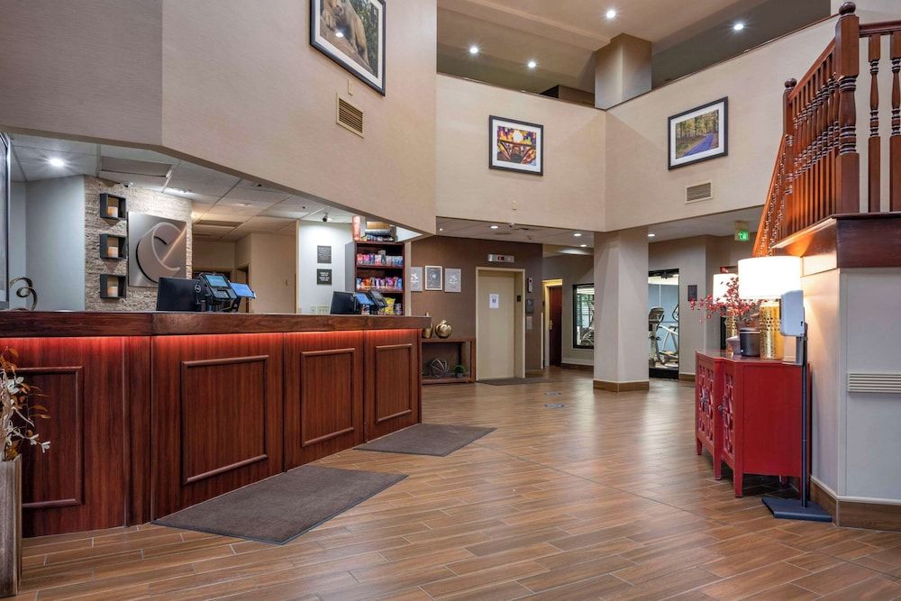 Comfort Suites near Penn State 2