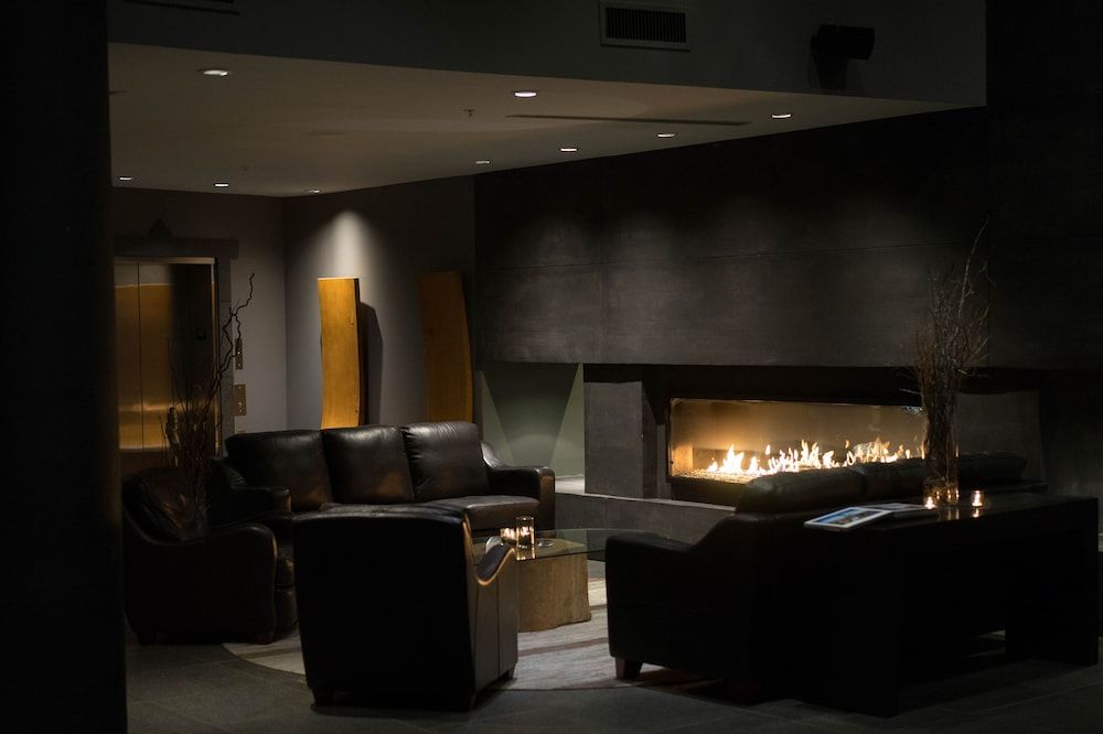 Black Rock Oceanfront Resort 2