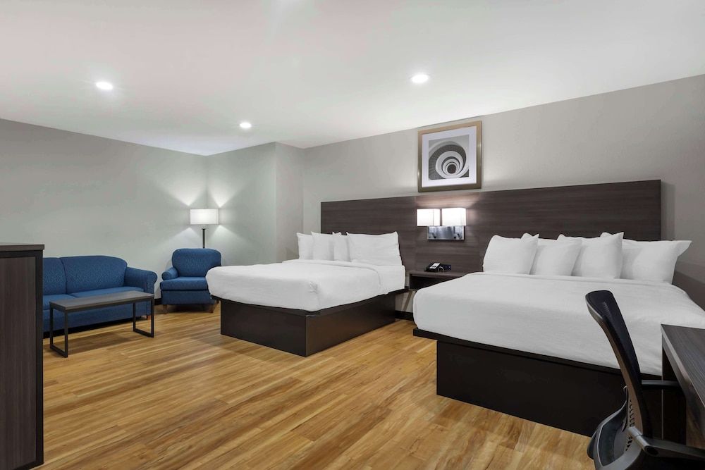 Best Western Mystic Hotel 3
