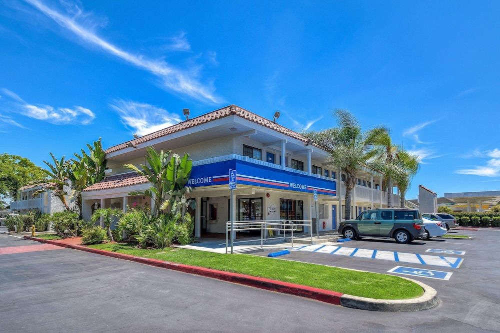 Motel 6 Los Angeles Pamona 2 estrelas em Pomona