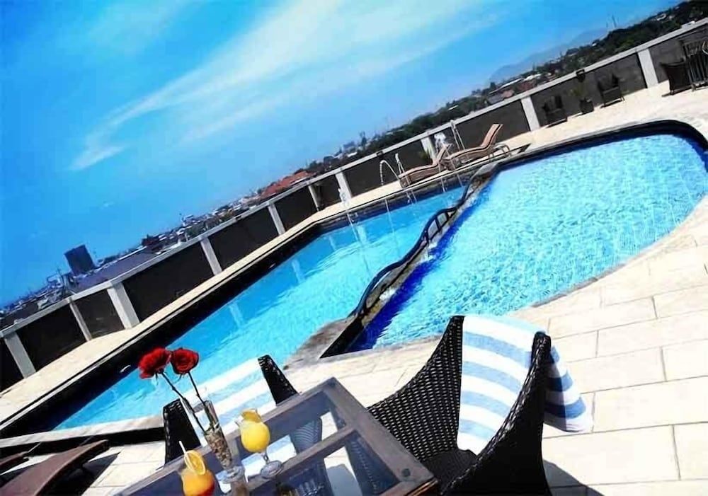 Grand Pacific Hotel 1