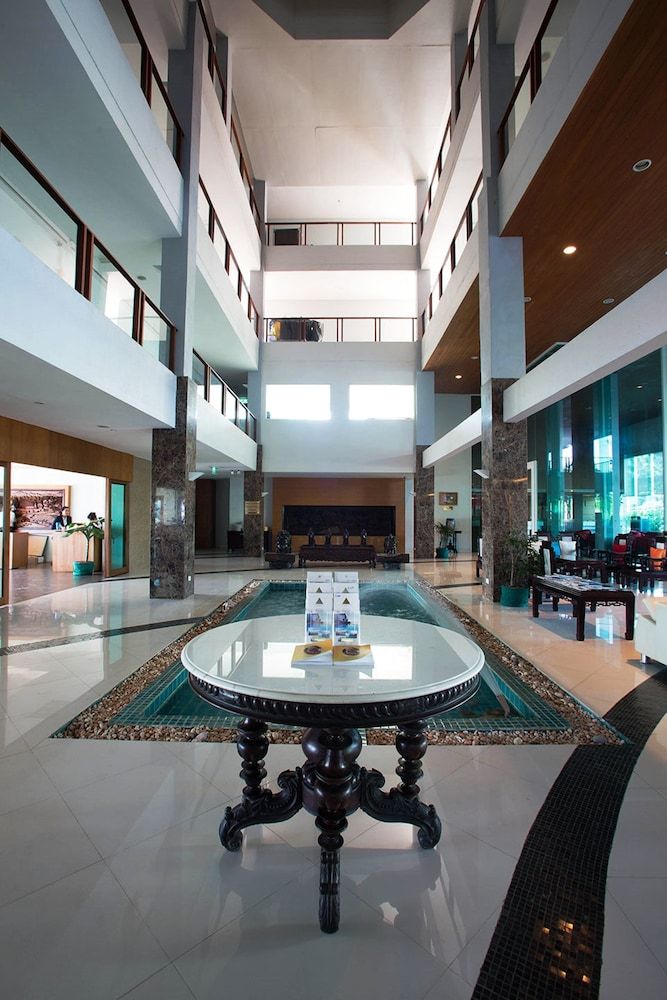 Siam Triangle Hotel 2