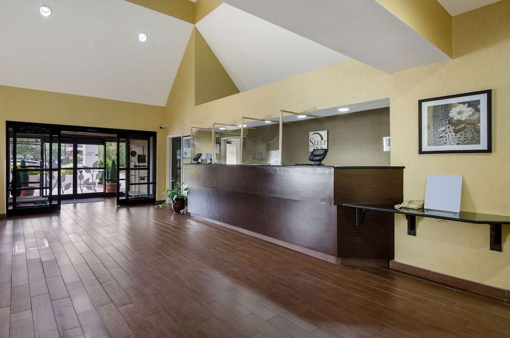 Sleep Inn Hanes Mall 2