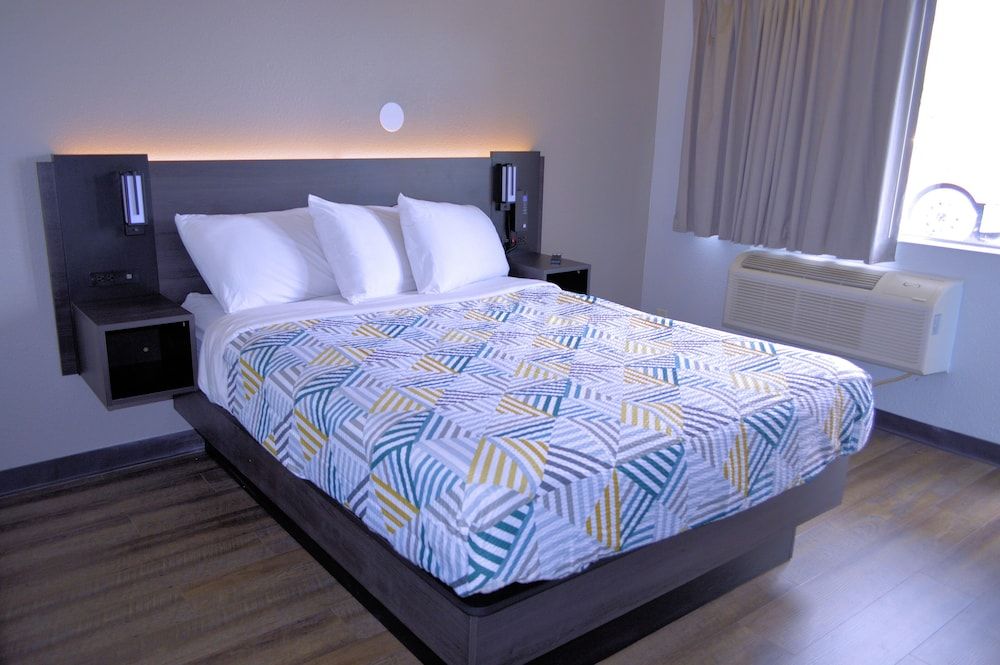 Motel 6 Spring Hill, FL - Weeki Wachee 2 étoiles à Spring Hill