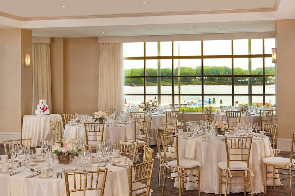 Sheraton Portsmouth Harborside Hotel 2