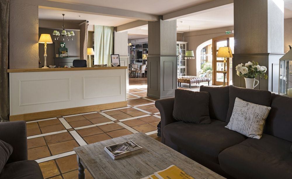 La Lune de Mougins 2