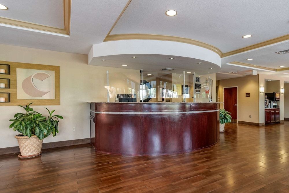 Comfort Suites Biloxi - Ocean Springs 2