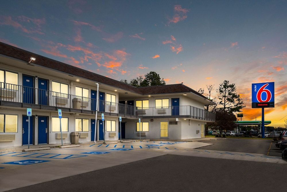 Motel 6 Sandston, VA - Richmond, Va 2 estrelas em Richmond