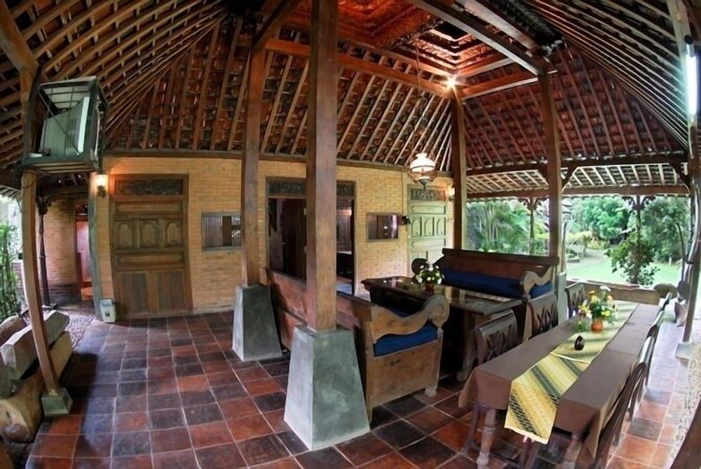 Hills Joglo Villa 2