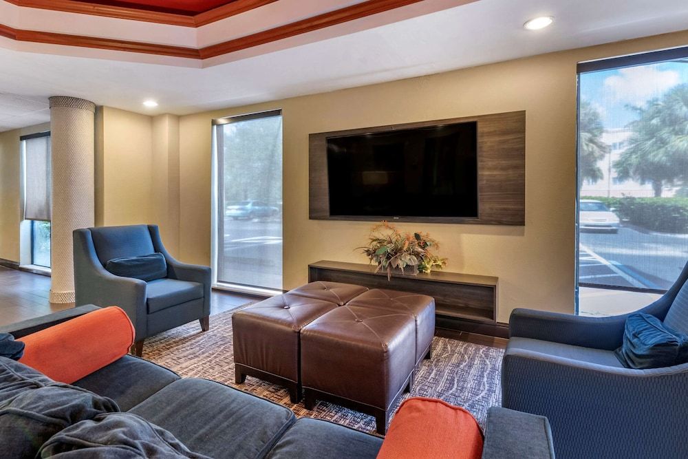 Comfort Suites Fort Pierce I-95 3