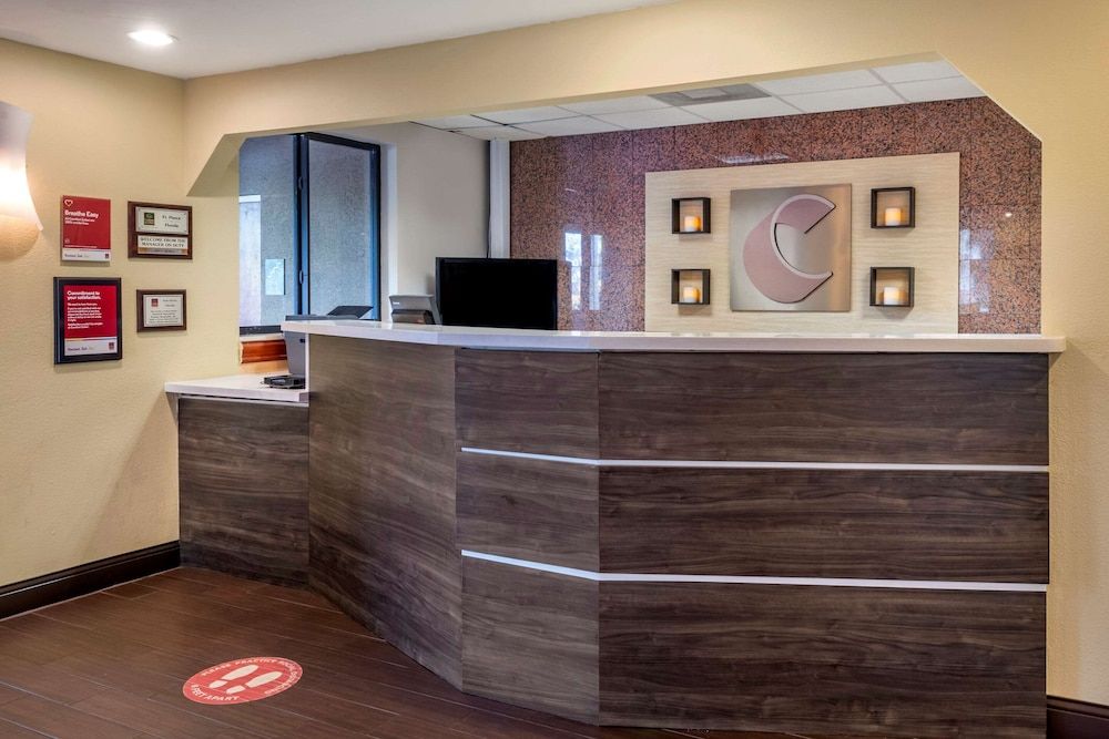 Comfort Suites Fort Pierce I-95 2