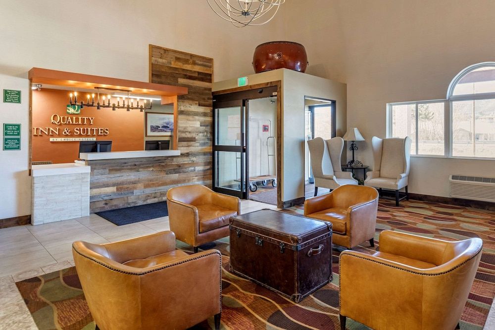 Quality Inn & Suites Steamboat Springs 2
