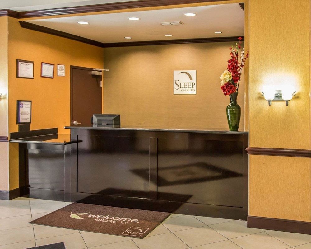 Sleep Inn & Suites 2