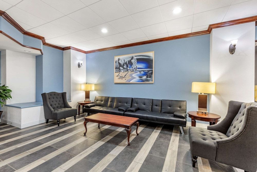 Quality Inn Windsor Mill 3