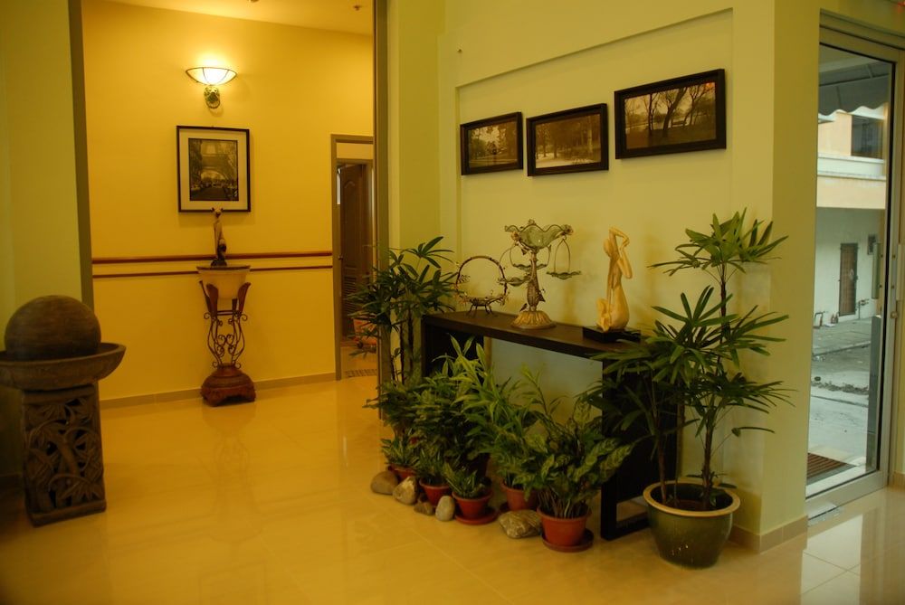 The Pavilion Hotel 3