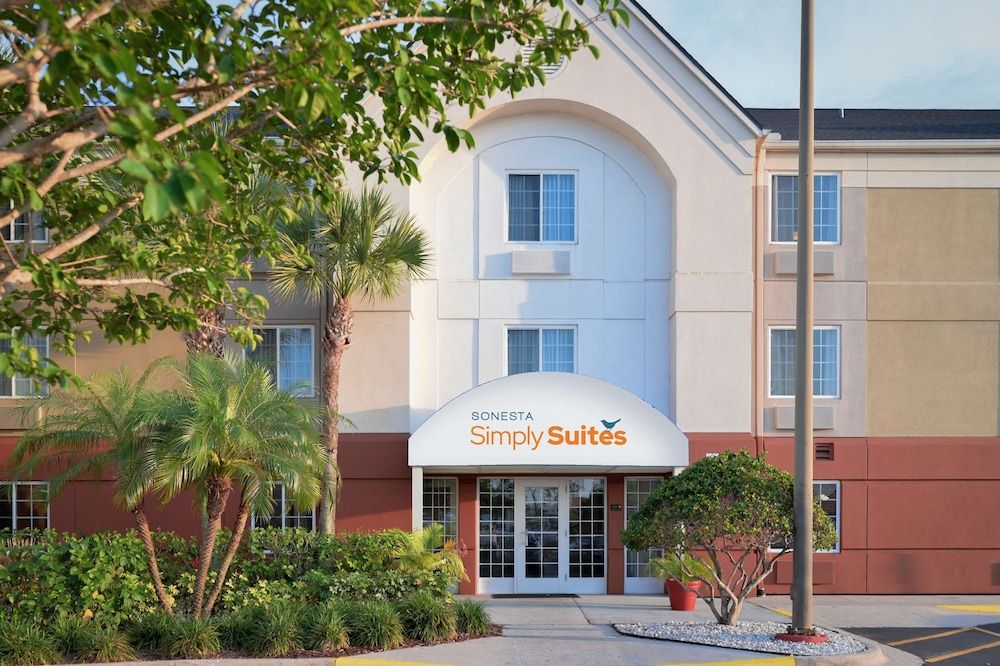 Sonesta Simply Suites Clearwater 2 estrelas em Clearwater