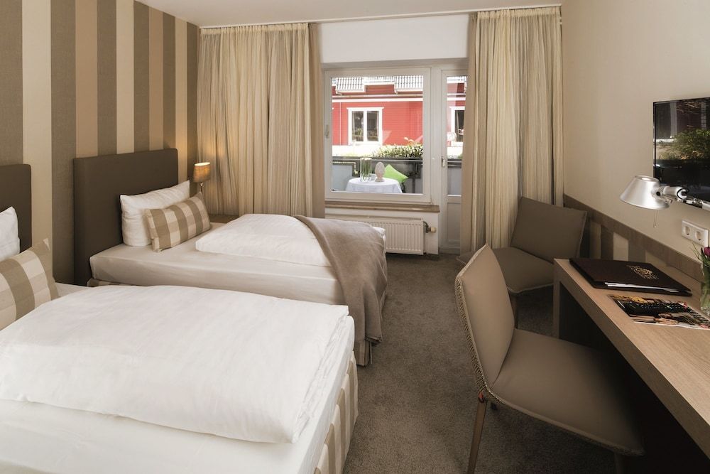 Hotel am Schlosspark 2