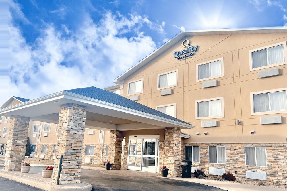 Quality Inn & Suites Wisconsin Dells Downtown - Waterparks Area 2 étoiles à Wisconsin Dells